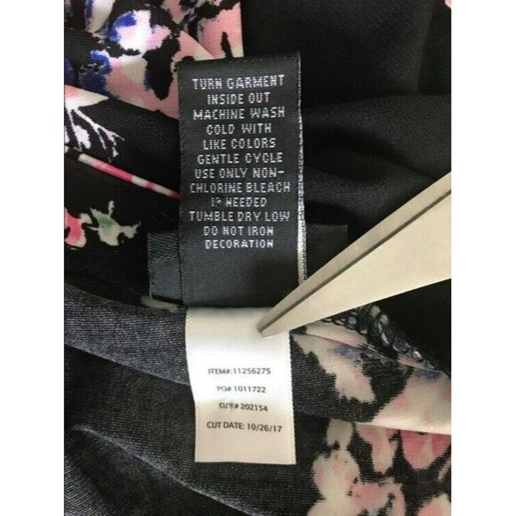 TORRID Short Sleeve Top Size 3 Stretchy Jersey Knit Peplum Black Pink Floral - Picture 7 of 7